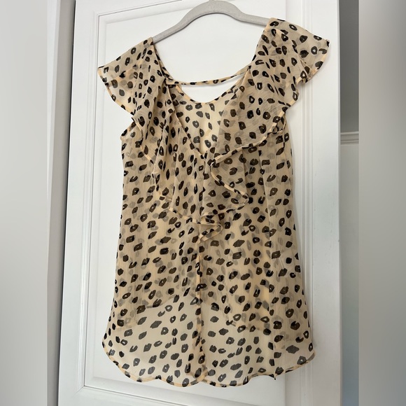 BCBGeneration XS leopard print ruffle blouse - Picture 4 of 6